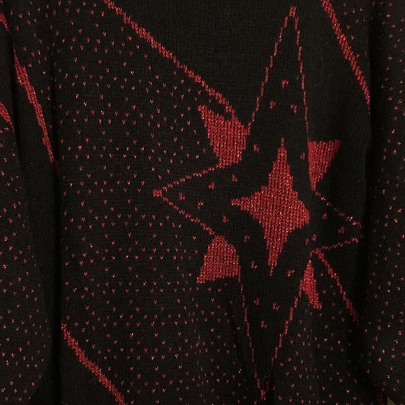VINTAGE Ellen D Kollection Black Knit Sweater with Red Tinsel Star Design - Picture 7 of 8